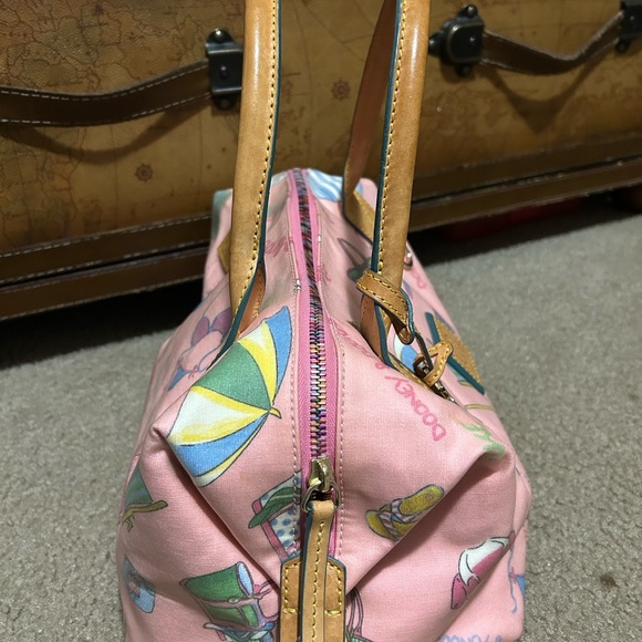 Dooney & Bourke Pink Beach Satchel - Picture 4 of 11